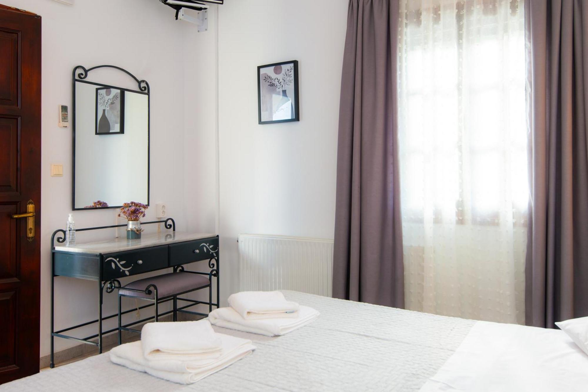 Pigi Rooms Apollonia  Bagian luar foto